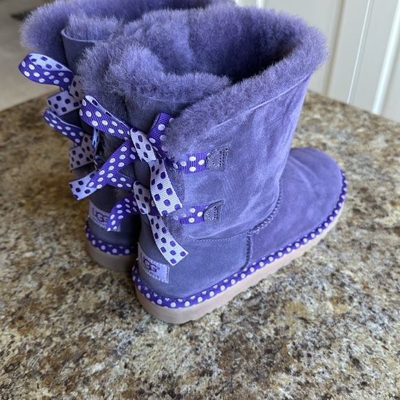 Ugg Bailey Bow Suede Boot - Picture 4 of 5
